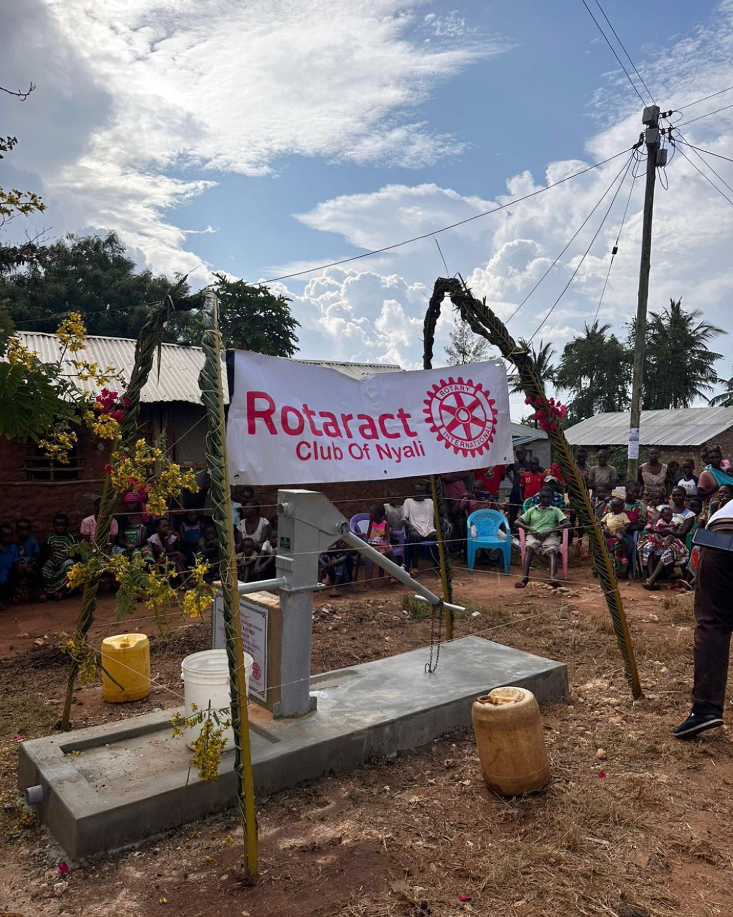 Borehole opening